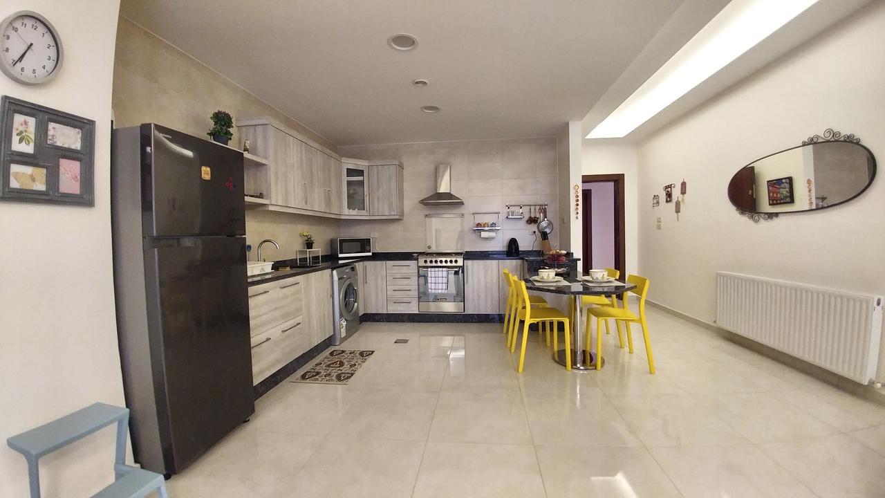 Double Key By Hr Apartment Amman Ngoại thất bức ảnh